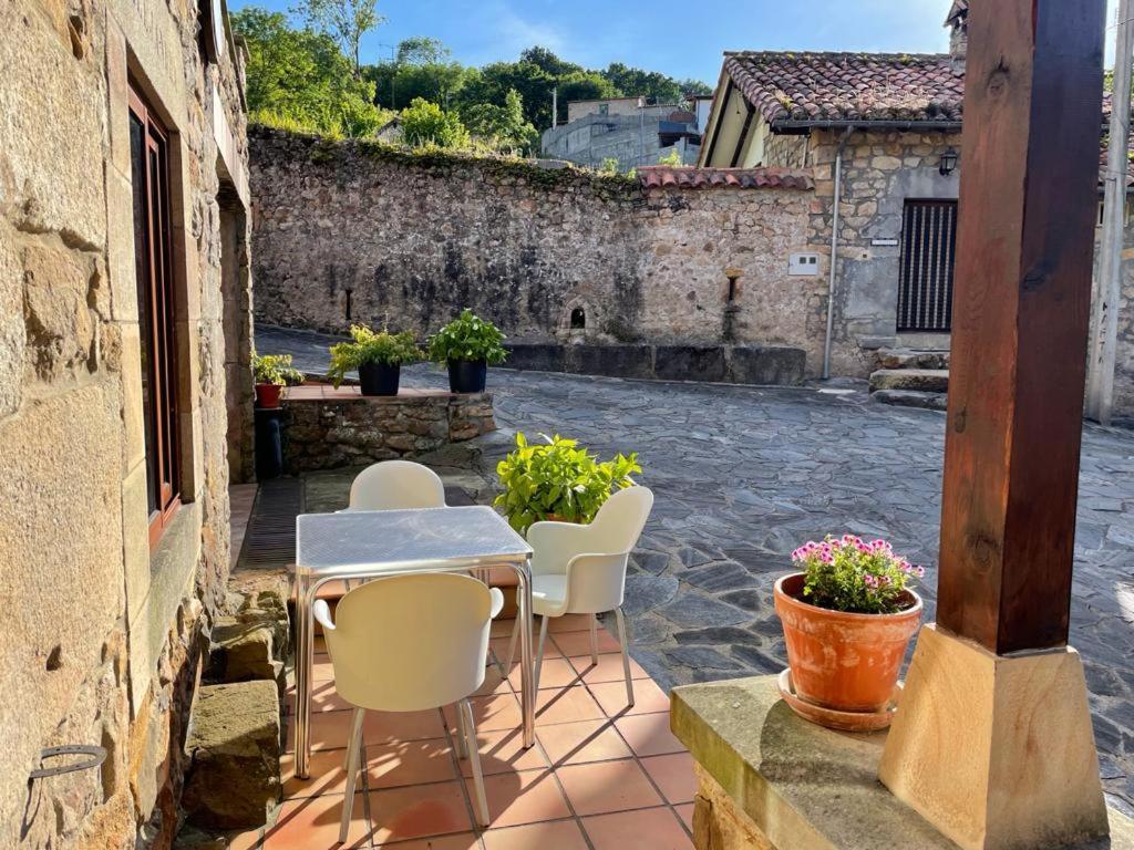 Apartamentos Rurales La Casa Vieja De Alceda Eksteriør bilde