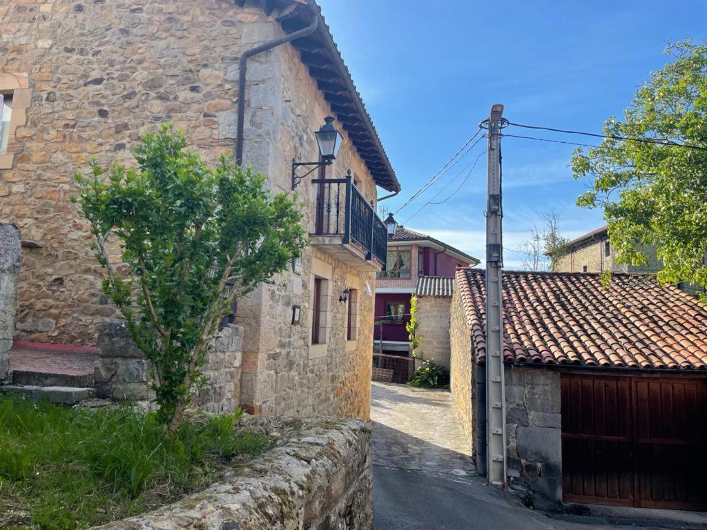 Apartamentos Rurales La Casa Vieja De Alceda Eksteriør bilde