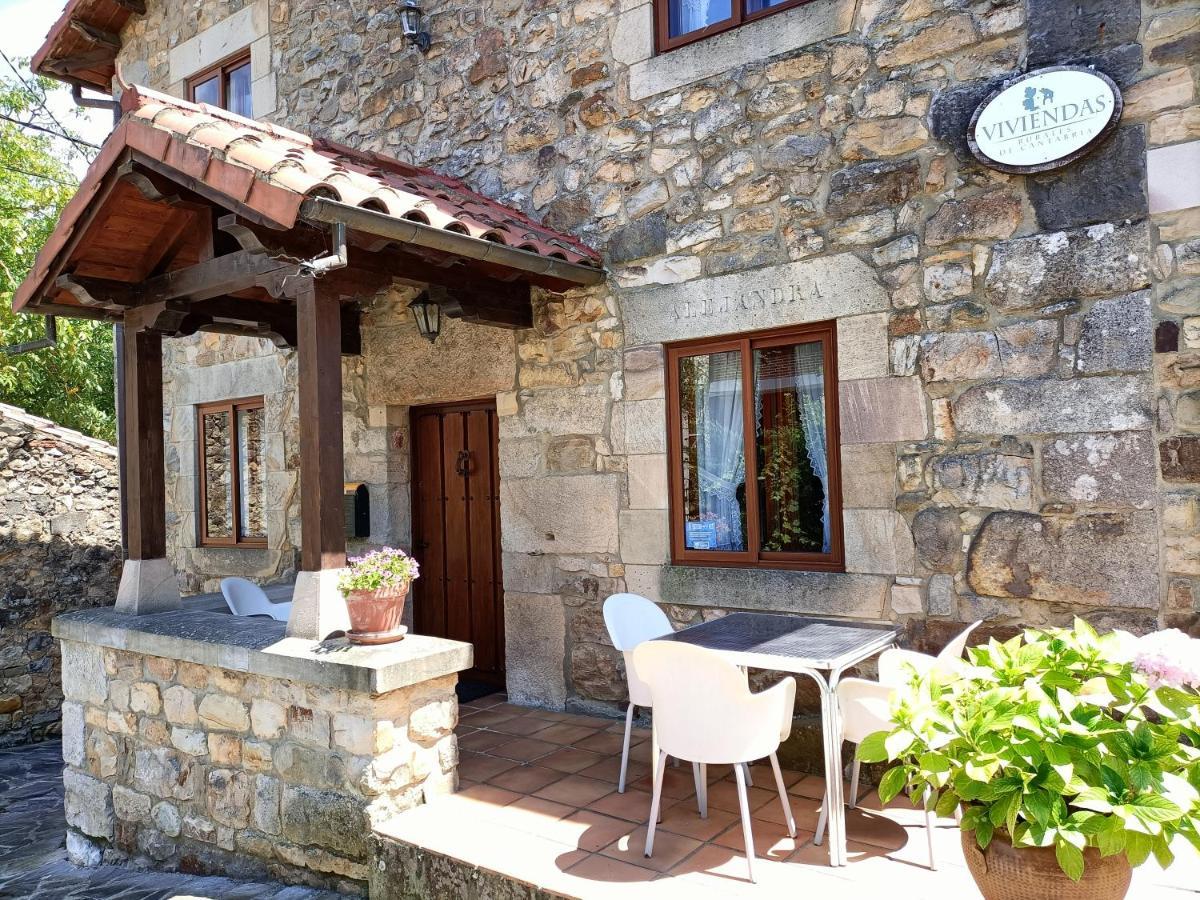 Apartamentos Rurales La Casa Vieja De Alceda Eksteriør bilde
