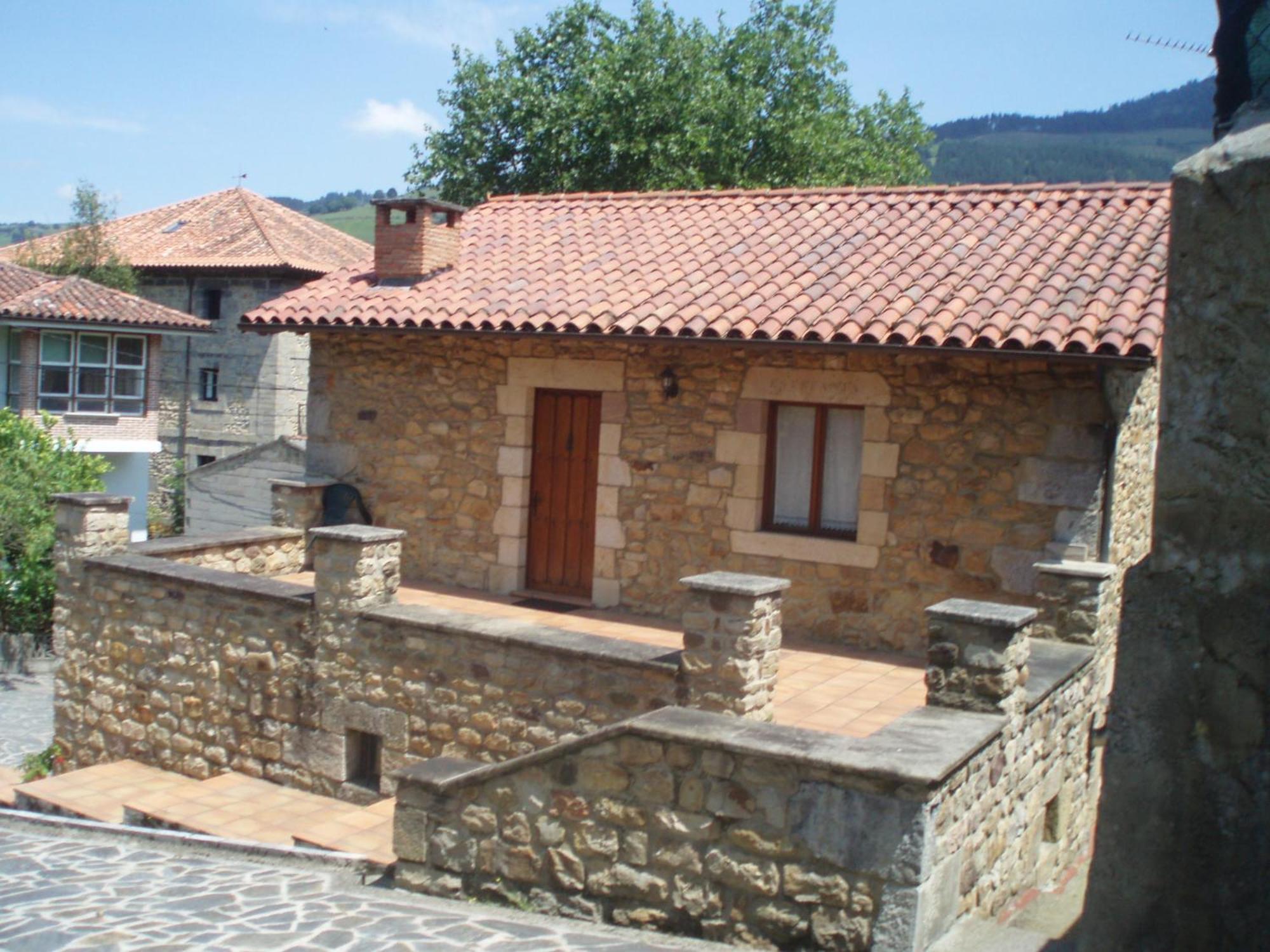 Apartamentos Rurales La Casa Vieja De Alceda Eksteriør bilde