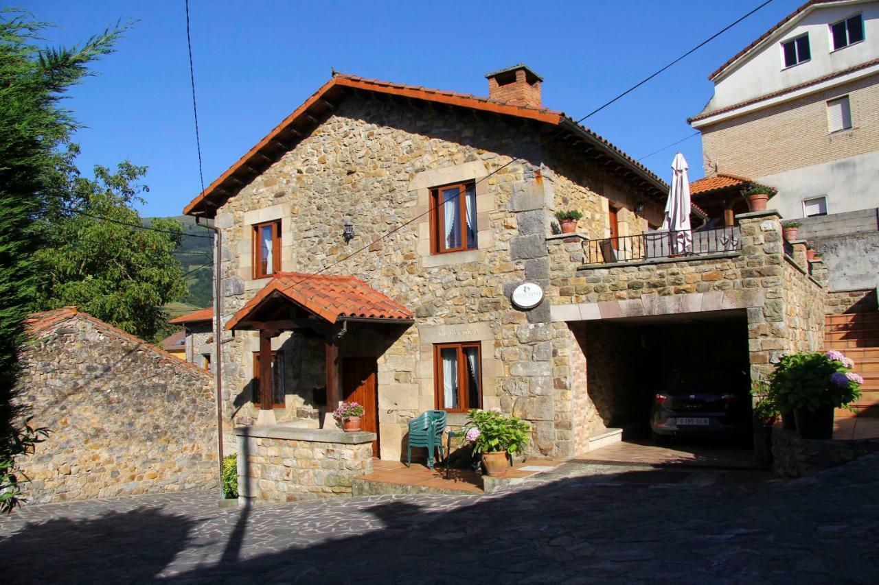 Apartamentos Rurales La Casa Vieja De Alceda Eksteriør bilde
